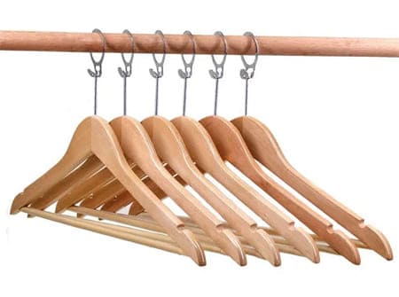 Антивандальные деревянные плечики вешалки для одежды